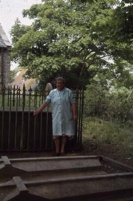 Miss Pritchard of Llanfair-yng-Nghornwy : "Chancellor" graves uncovered.