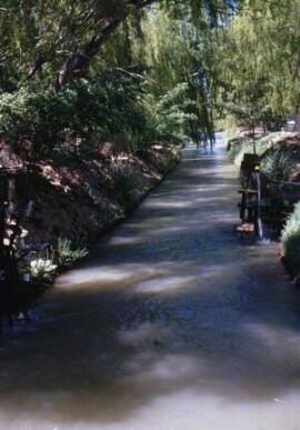 [Shaded irrigation ditch, Dolavon]