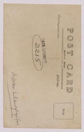 Llun David Owen Roberts yn ei wisg milwr,