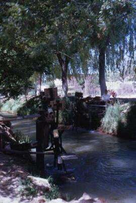 [Crude waterwheel, Dolavon]