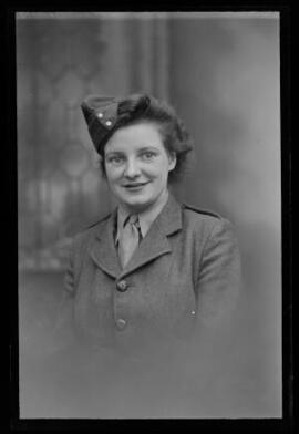 [Abermarlais Servicewoman]