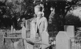 [David Lloyd George in an unidentified cemetery]
