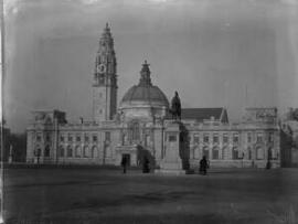 [City Hall, Cardiff]